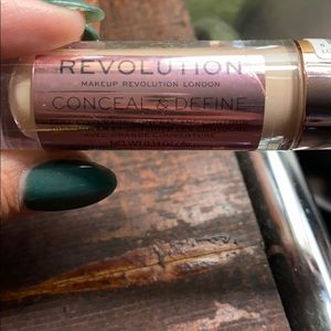 Makeup Revolution concealer